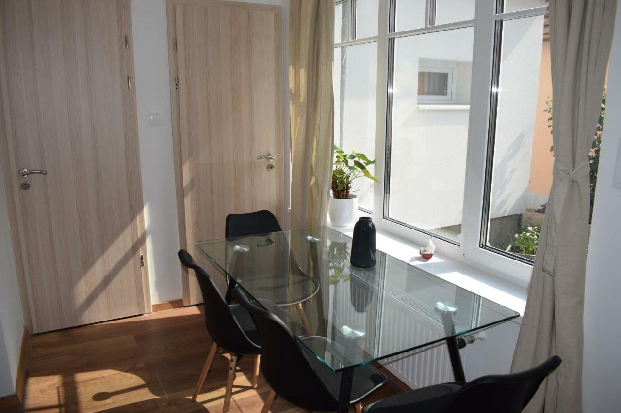 Buborek Apartman 터터 외부 사진