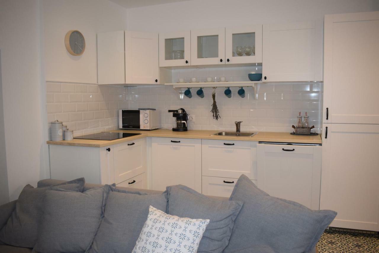 Buborek Apartman 터터 외부 사진